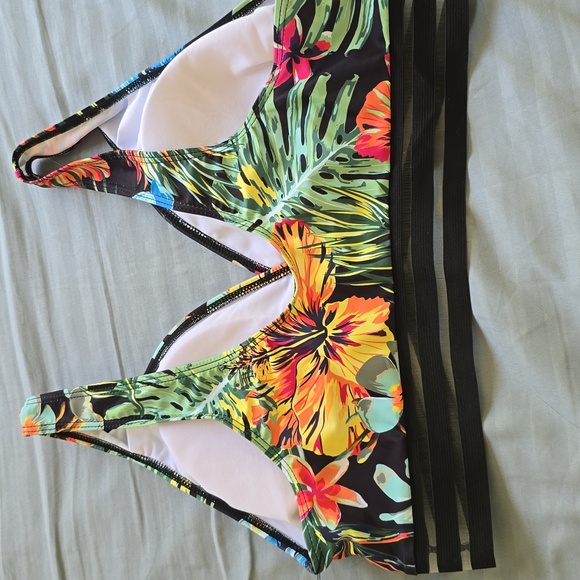 Tropical Floral Women's Swim Top - Picture 3 of 6